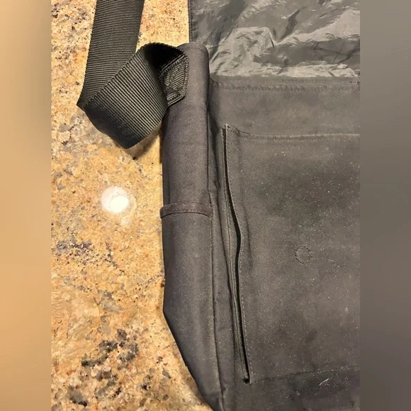 Kenneth Cole New York Canvas Laptop Bag - Picture 4 of 7